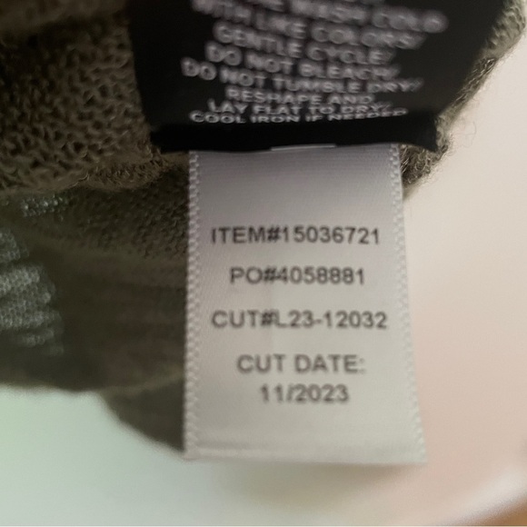 Torrid 3/4 Sleeve Cropped Open Sweater Shrug Sage Olive Green size 3 3X / 22-24 - Picture 5 of 6